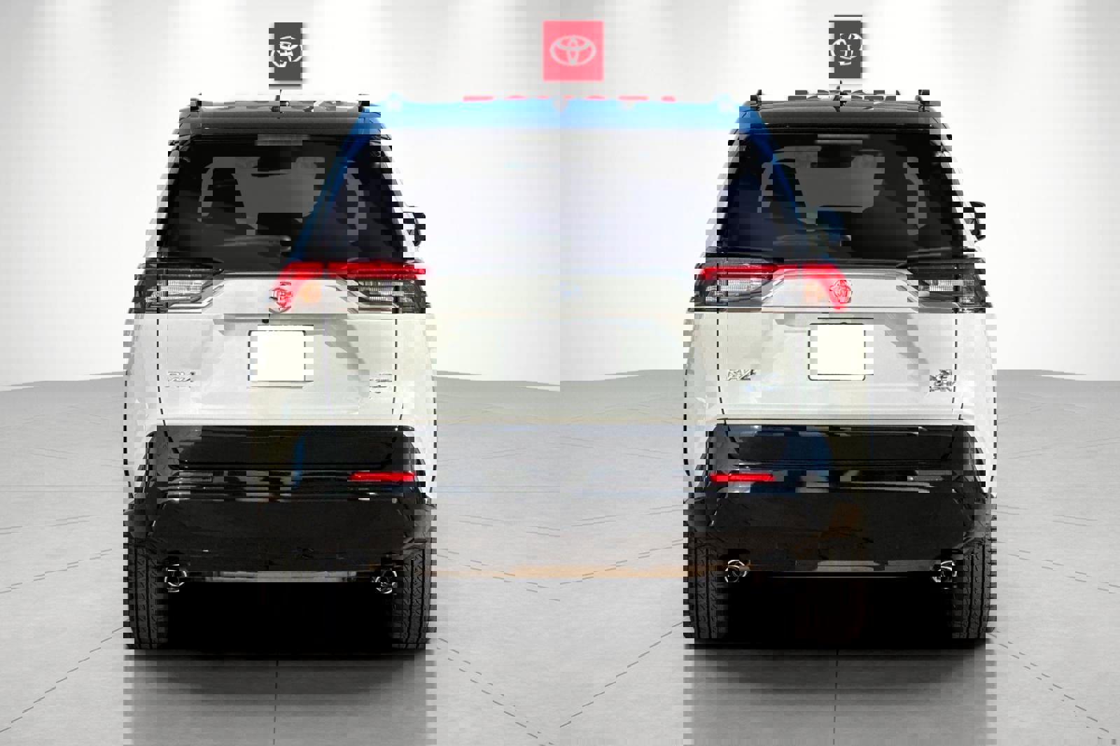 New 2025 Toyota RAV4 XSE image 4