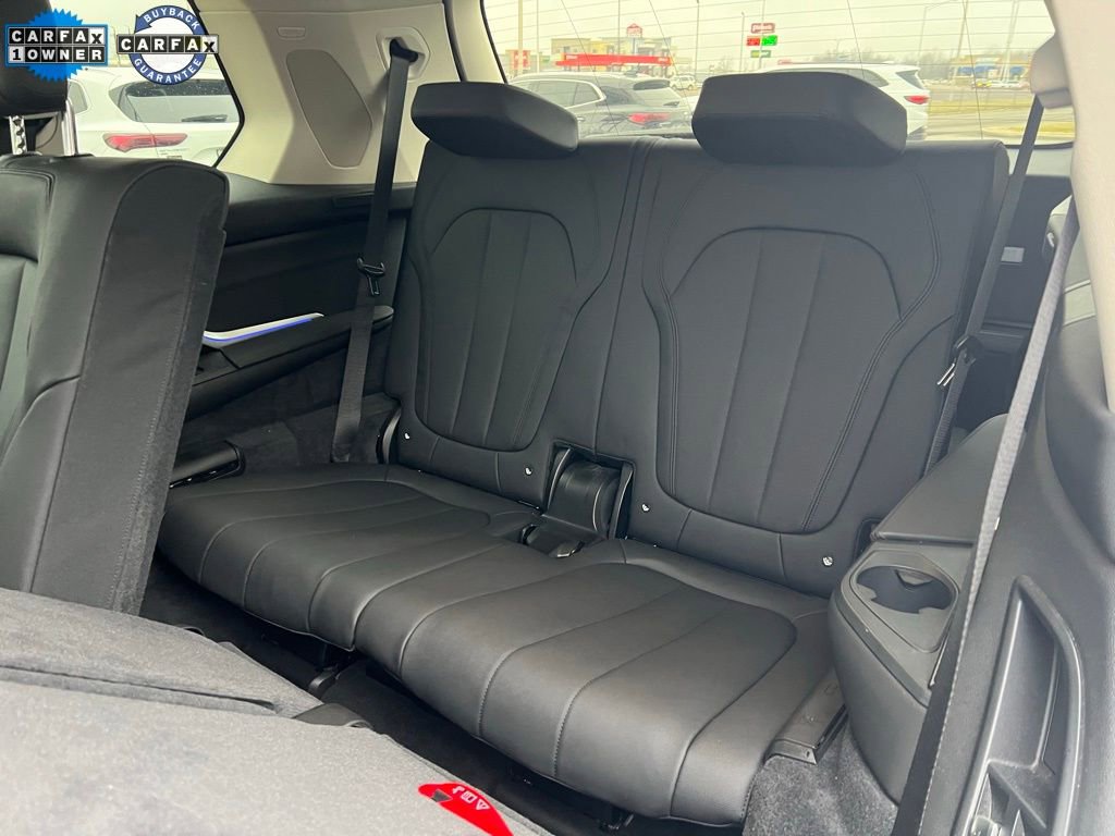 Used 2021 BMW X7 xDrive40i w/ Premium Package image 22
