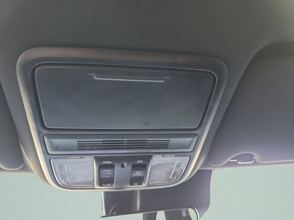 Used 2023 Honda Passport EX-L image 17