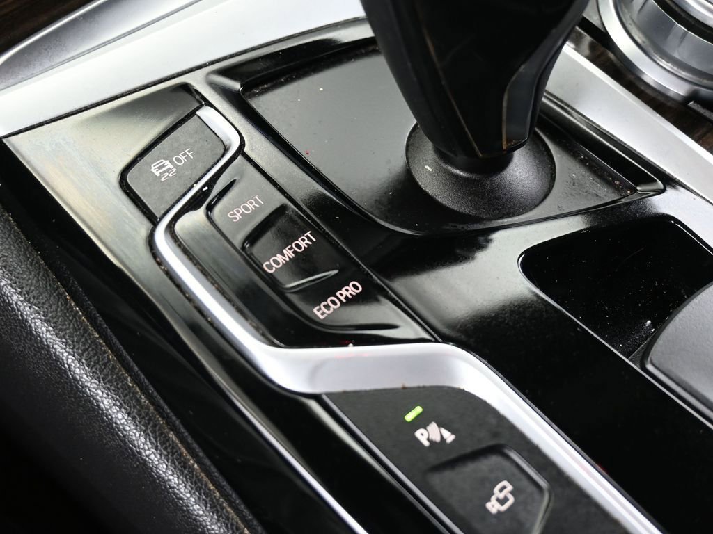 Used 2017 BMW 540i image 36