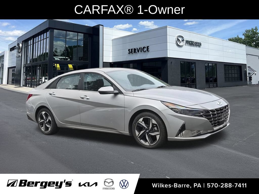 Used 2022 Hyundai Elantra Limited FWD image 3