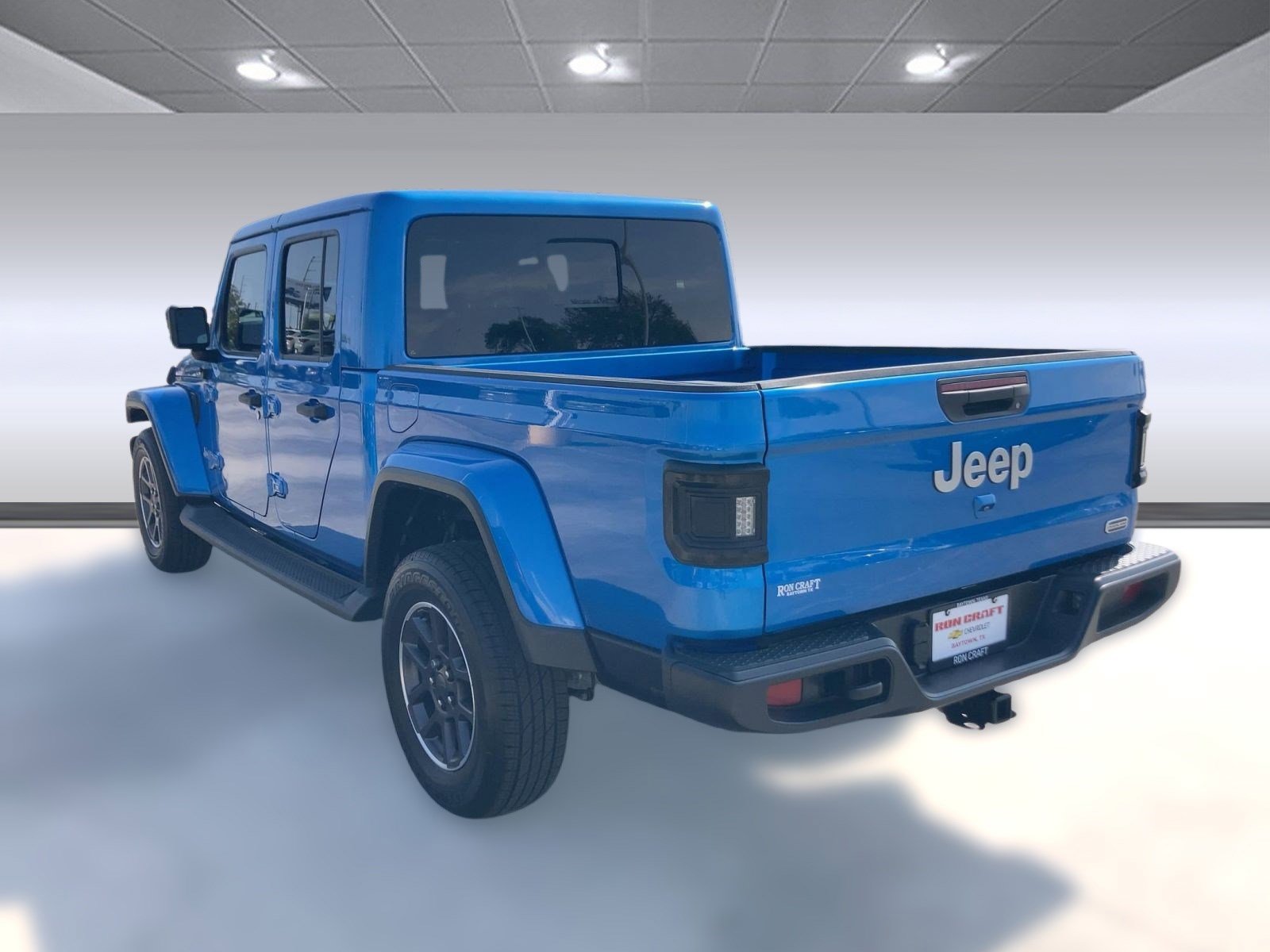 Used 2021 Jeep Gladiator Overland w/ Popular Equipment Package image 3
