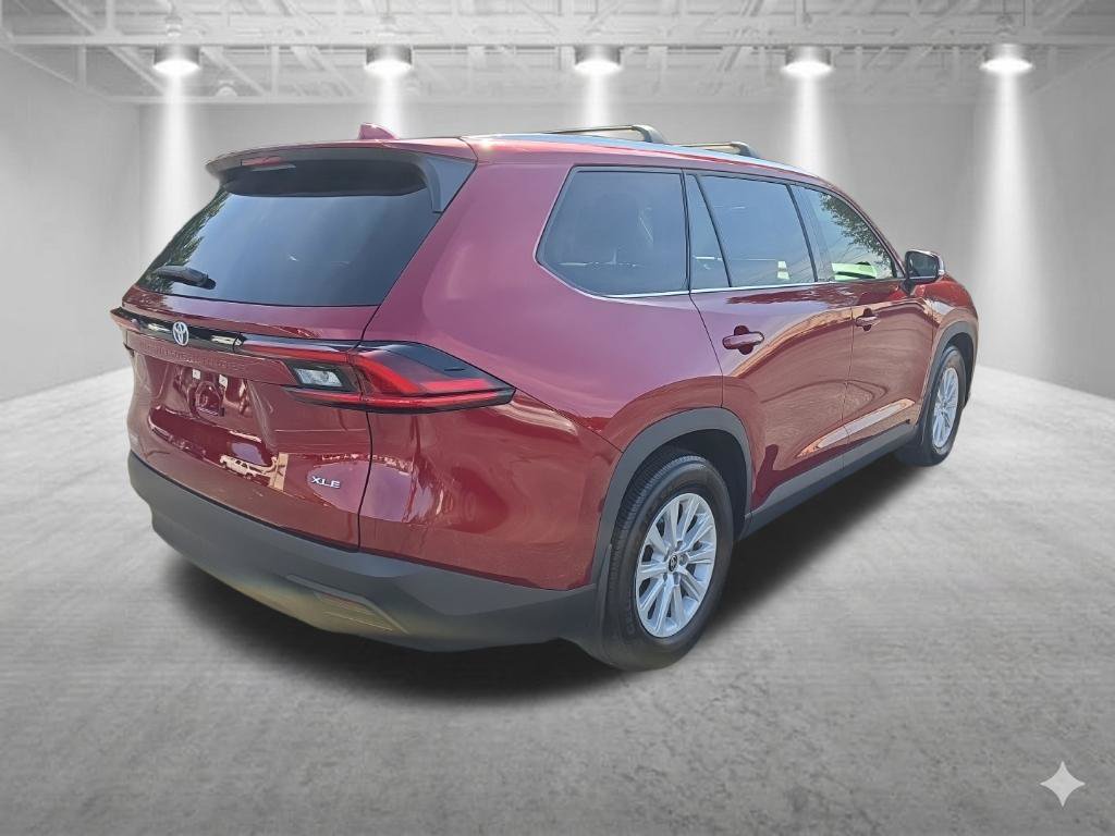 Used 2025 Toyota Grand Highlander FWD image 3
