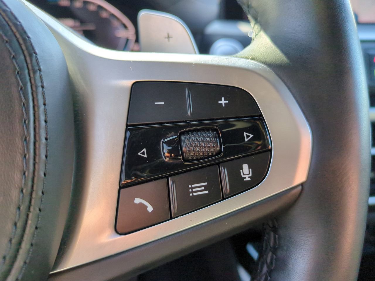 Used 2020 BMW X3 xDrive30e w/ M Sport Package 2 image 19