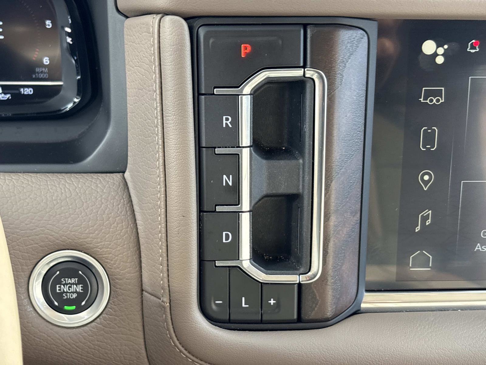 Certified 2024 GMC Yukon XL Denali w/ Denali Reserve Package image 22