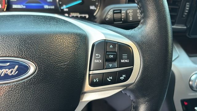 Used 2023 Ford Explorer XLT w/ Equipment Group 202A AWD/4WD image 15