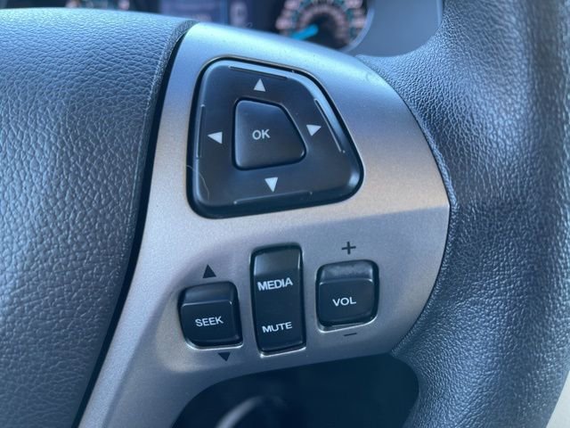 Used 2014 Ford Taurus SE image 15