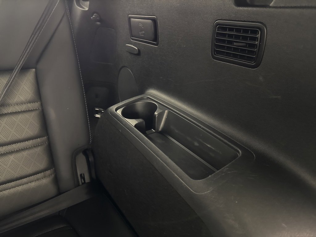 Used 2017 Kia Sorento SX image 34