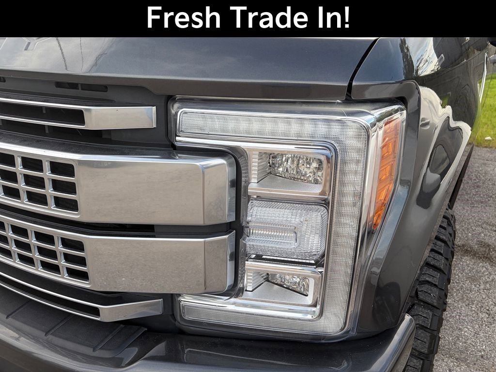 Used 2018 Ford F250 Platinum w/ Platinum Ultimate Package AWD/4WD image 4