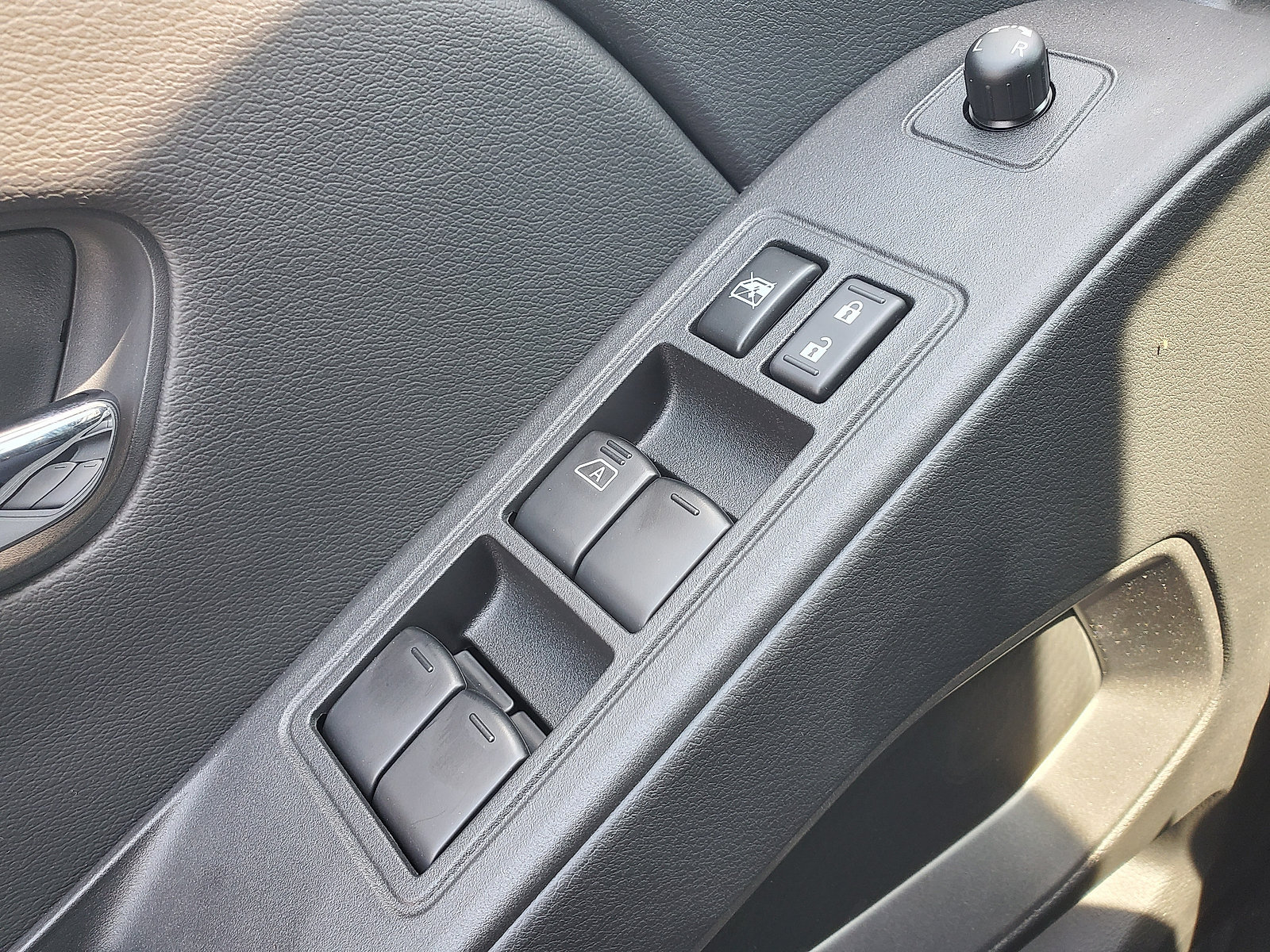 New 2025 Nissan Frontier SV AWD/4WD image 20