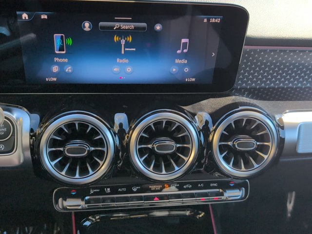 New 2026 Mercedes-Benz GLB 250 4MATIC image 12