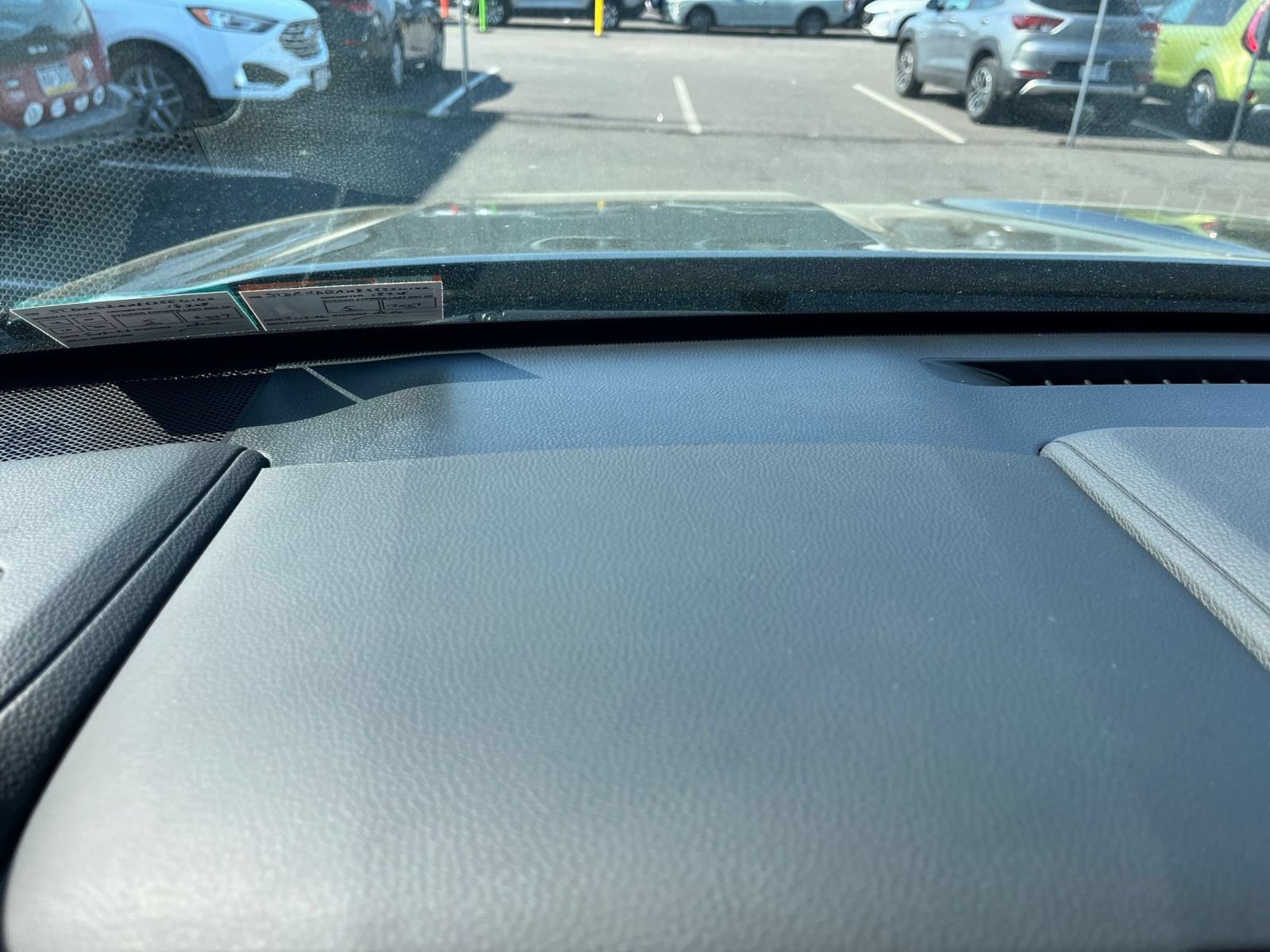 Used 2025 Toyota Highlander LE FWD image 35