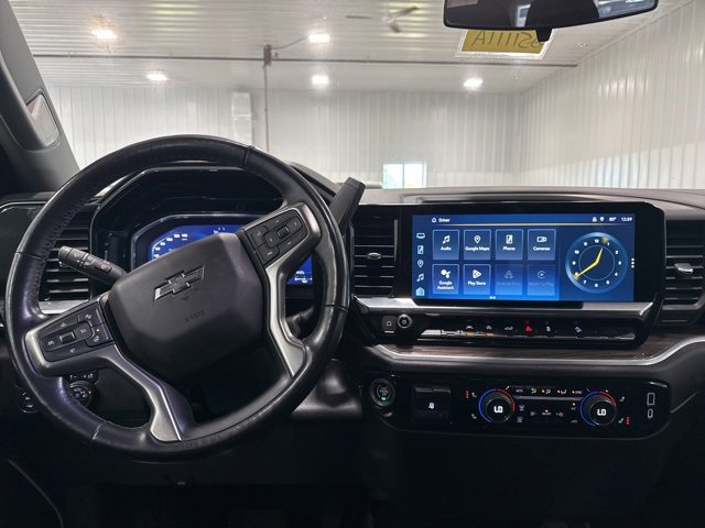 Used 2022 Chevrolet Silverado 1500 RST image 11