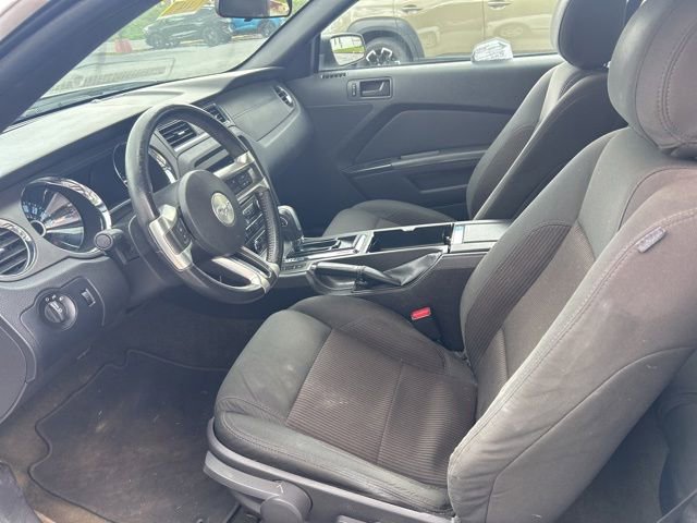 Used 2014 Ford Mustang Convertible RWD image 12