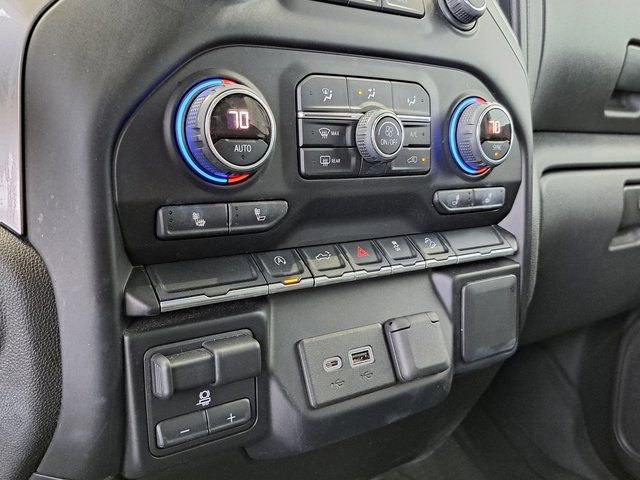 Used 2019 Chevrolet Silverado 1500 RST image 15