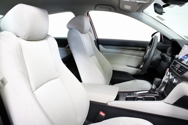 Used 2022 Honda Accord LX image 10
