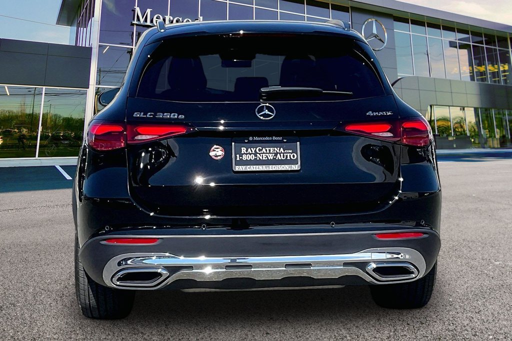 Certified 2025 Mercedes-Benz GLC 350e 4MATIC image 4