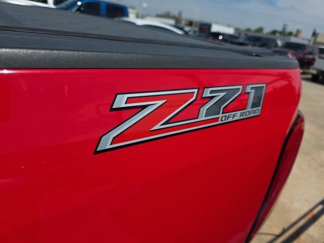 Used 2015 Chevrolet Colorado Z71 AWD/4WD image 12