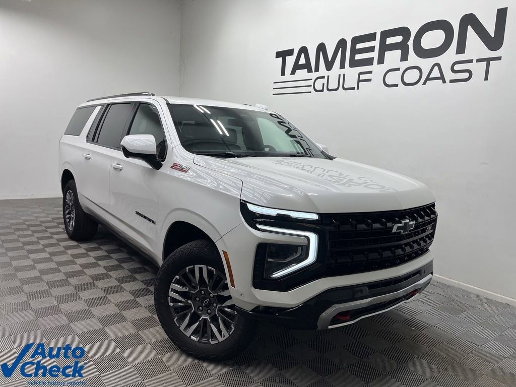 Used 2025 Chevrolet Suburban Z71 image 1