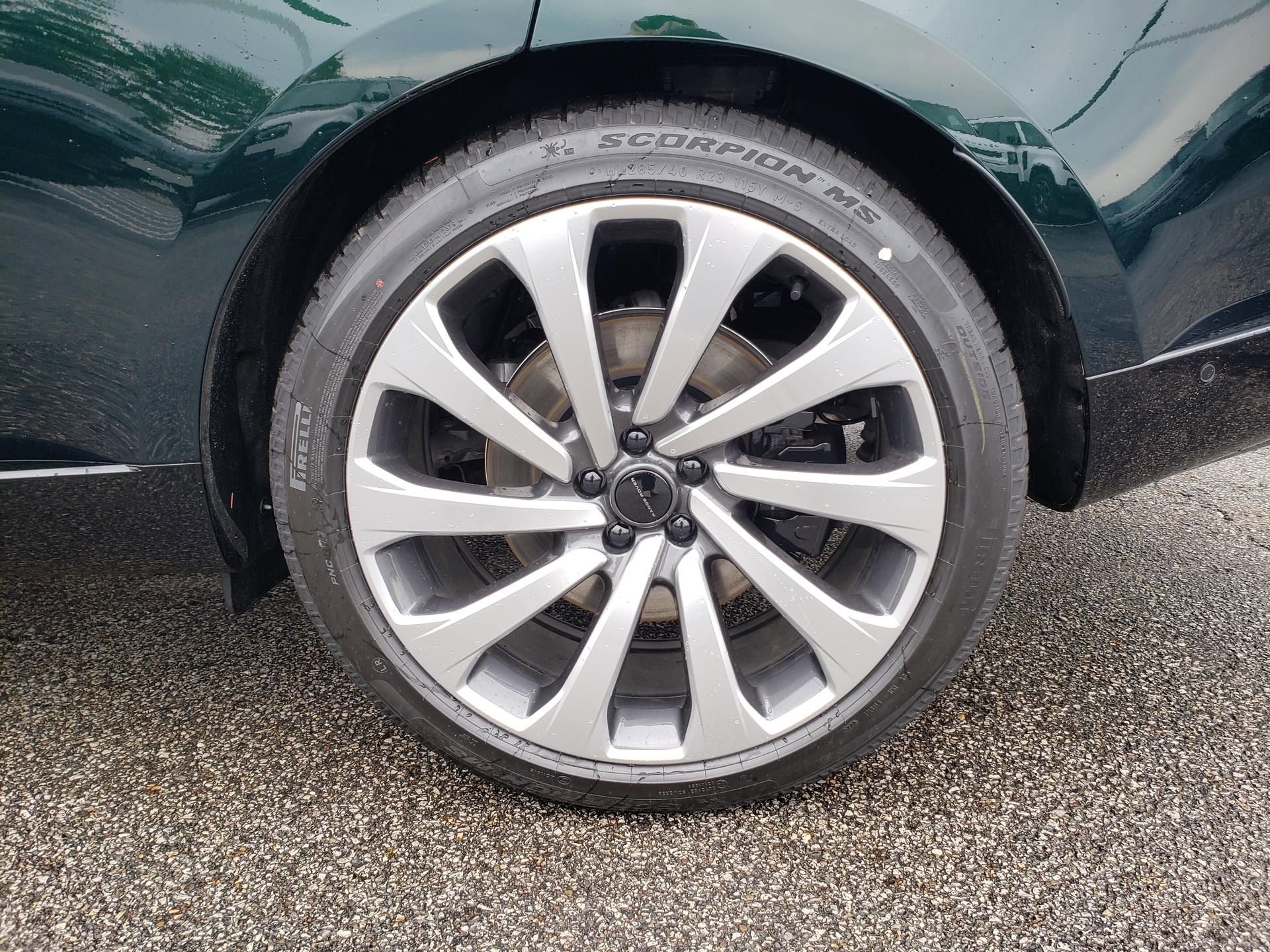 New 2026 Land Rover Range Rover SE image 27