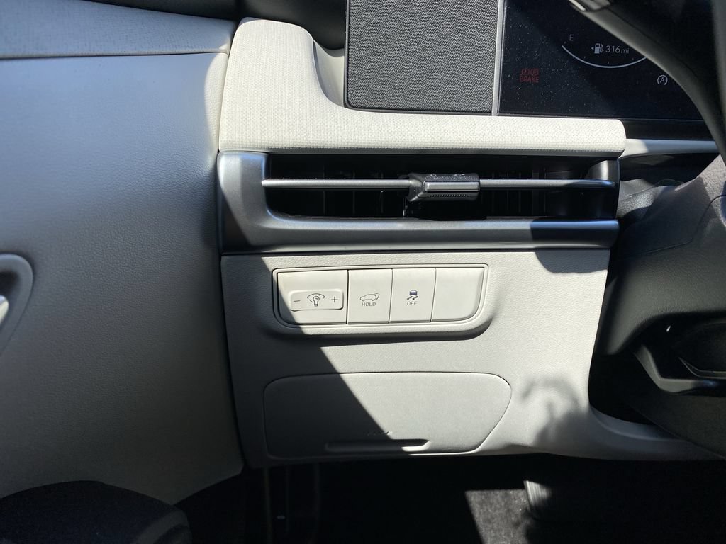 New 2026 Hyundai Tucson SEL FWD image 19