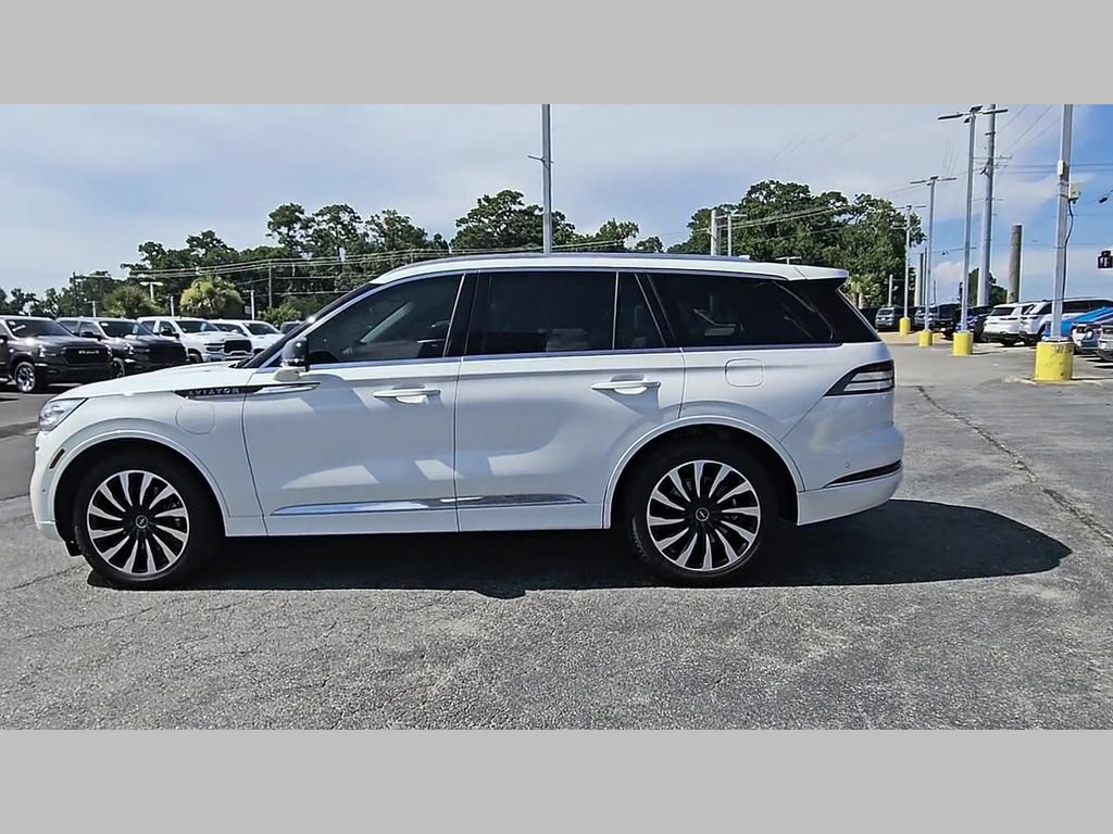 Used 2023 Lincoln Aviator Black Label Grand Touring w/ Class IV Trailer Tow Package AWD/4WD image 29