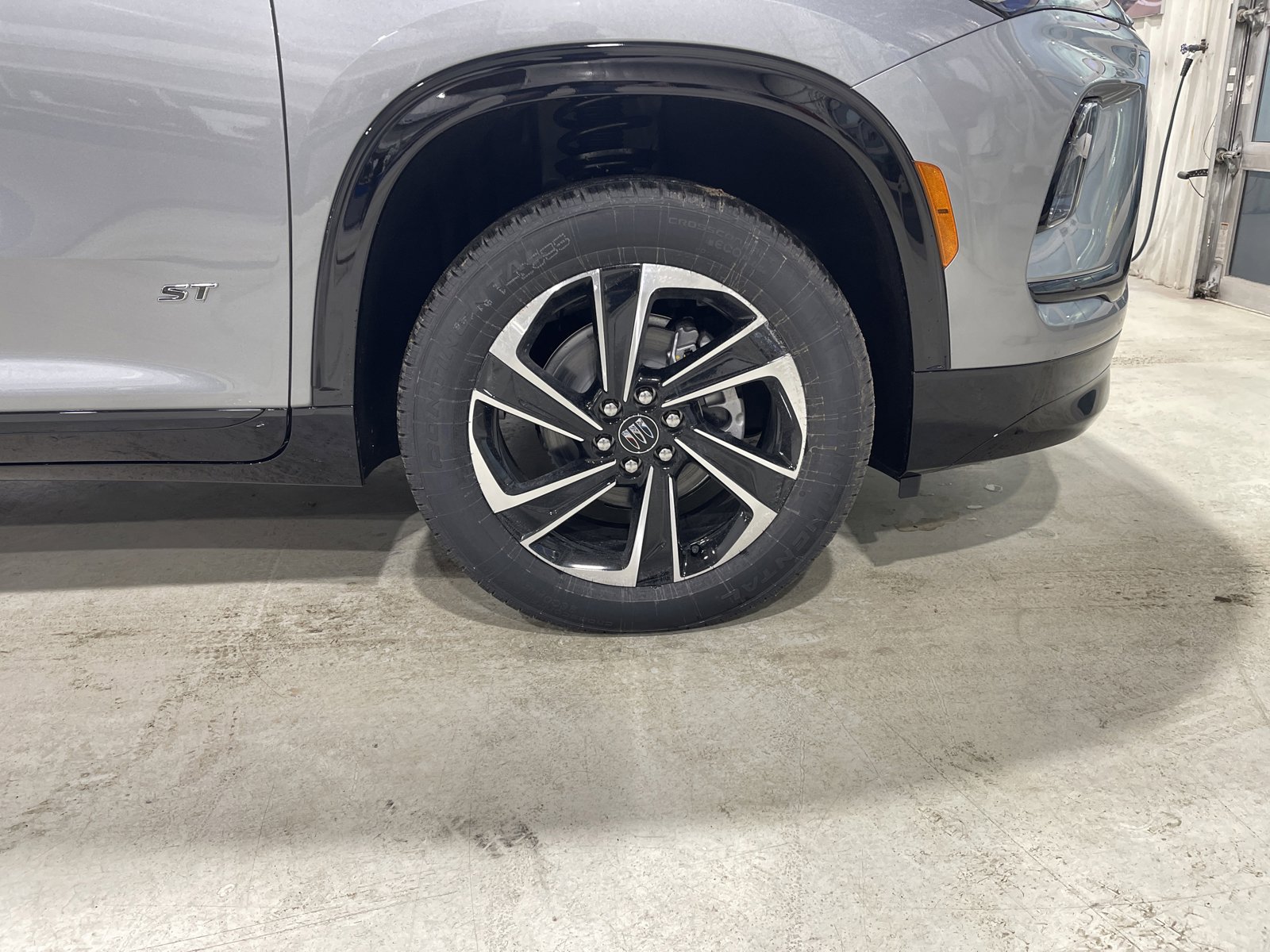 New 2026 Buick Enclave Sport Touring w/ Power Package image 10