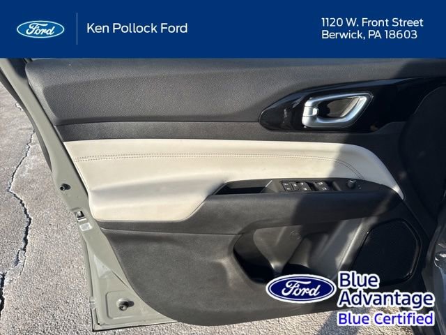 Used 2022 Jeep Compass Limited image 14