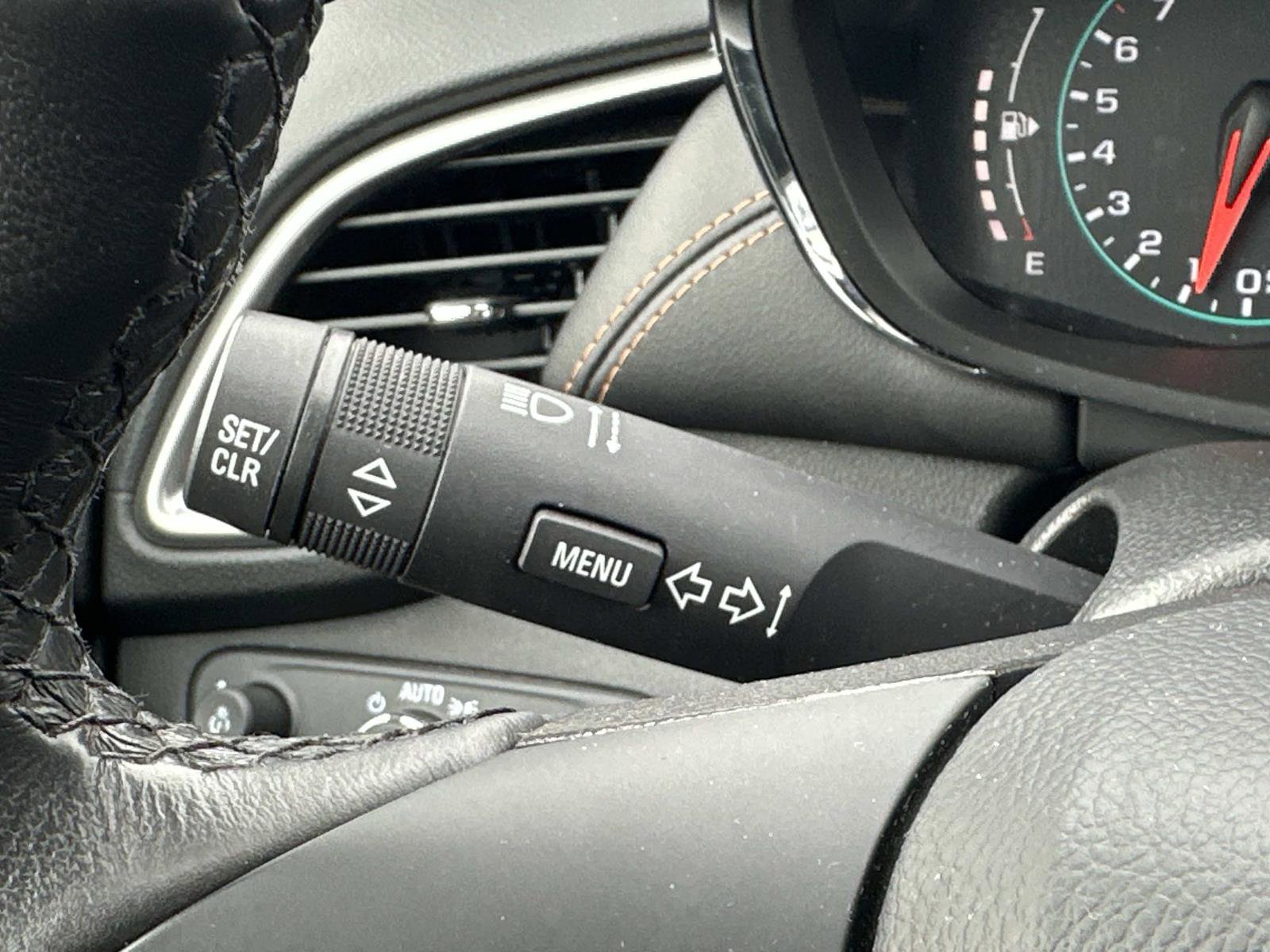 Certified 2022 Chevrolet Trax LT w/ LT Convenience Package image 24