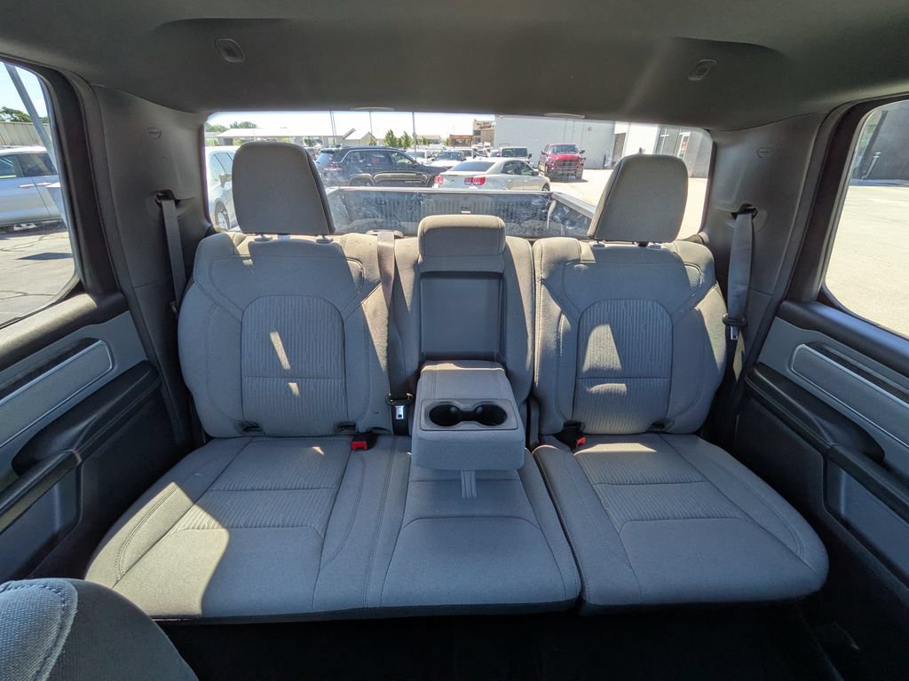 Used 2022 RAM 1500 Big Horn AWD/4WD image 18