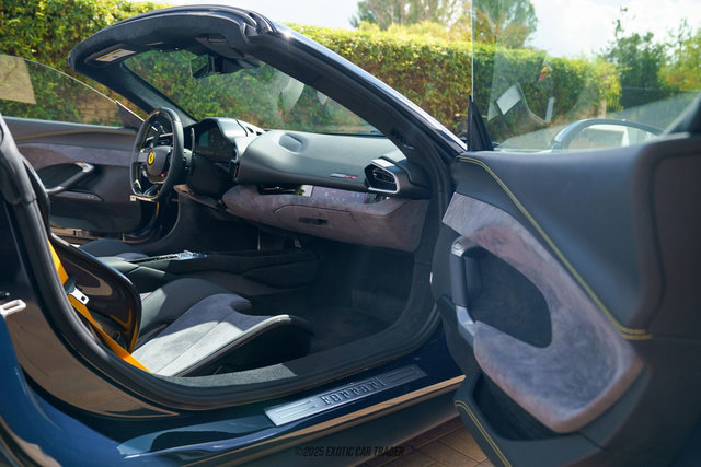 Used 2025 Ferrari 296 GTS RWD image 27