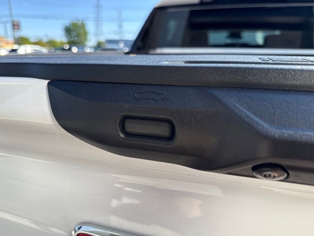 Used 2026 GMC Sierra EV Denali AWD/4WD image 43