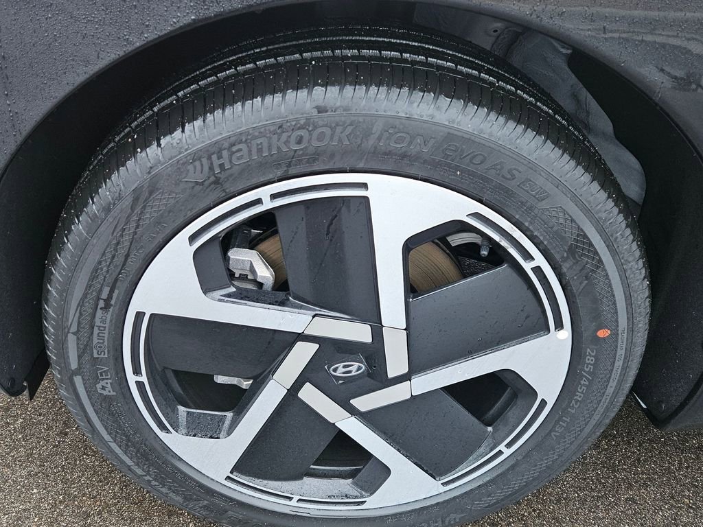 New 2026 Hyundai Ioniq 9 Limited image 10