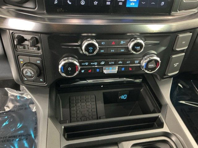 New 2026 Ford F350 Lariat image 24
