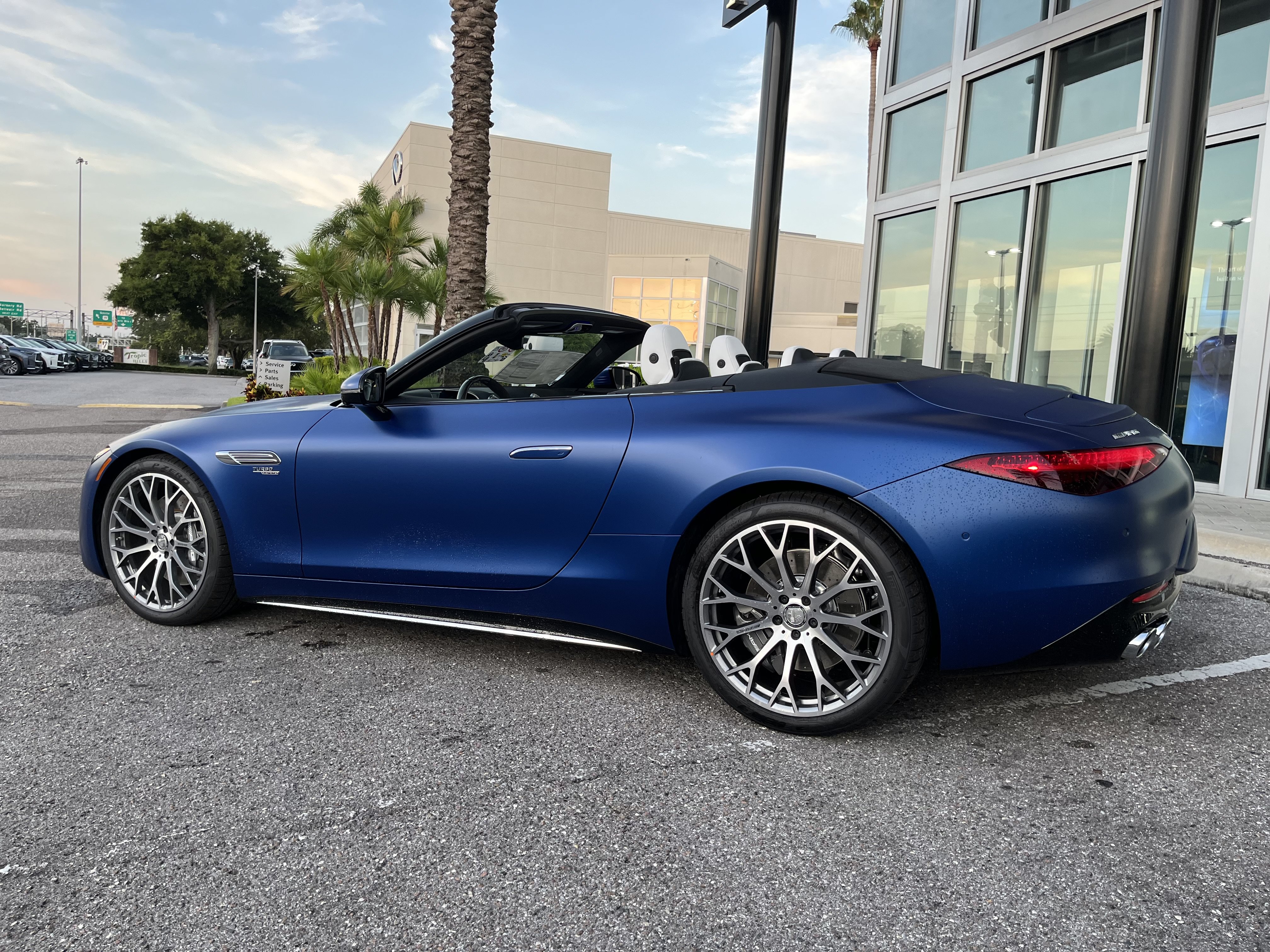 New 2026 Mercedes-Benz SL 43 AMG image 4