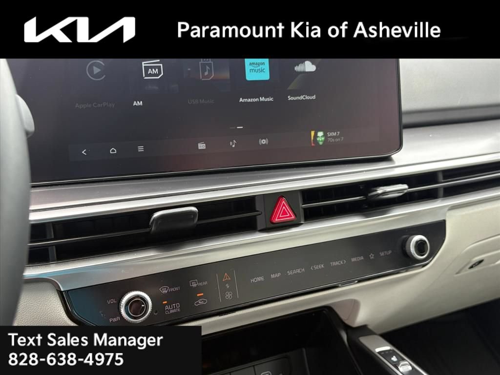 Used 2025 Kia Sorento EX w/ Panoramic Sunroof Package AWD/4WD image 12