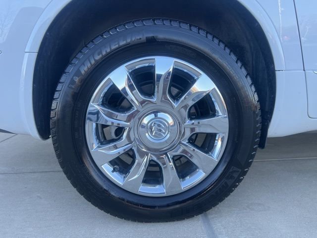 Used 2017 Buick Enclave Premium image 3