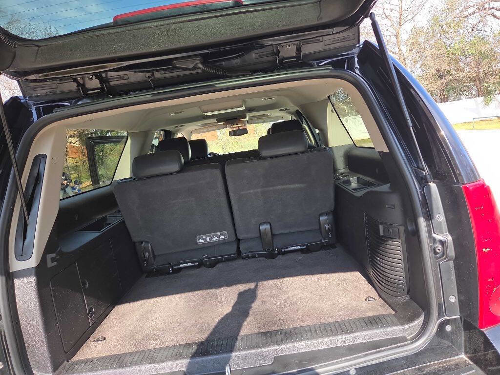 Used 2012 GMC Yukon XL SLT w/ SLT-2 Equipment Package image 30