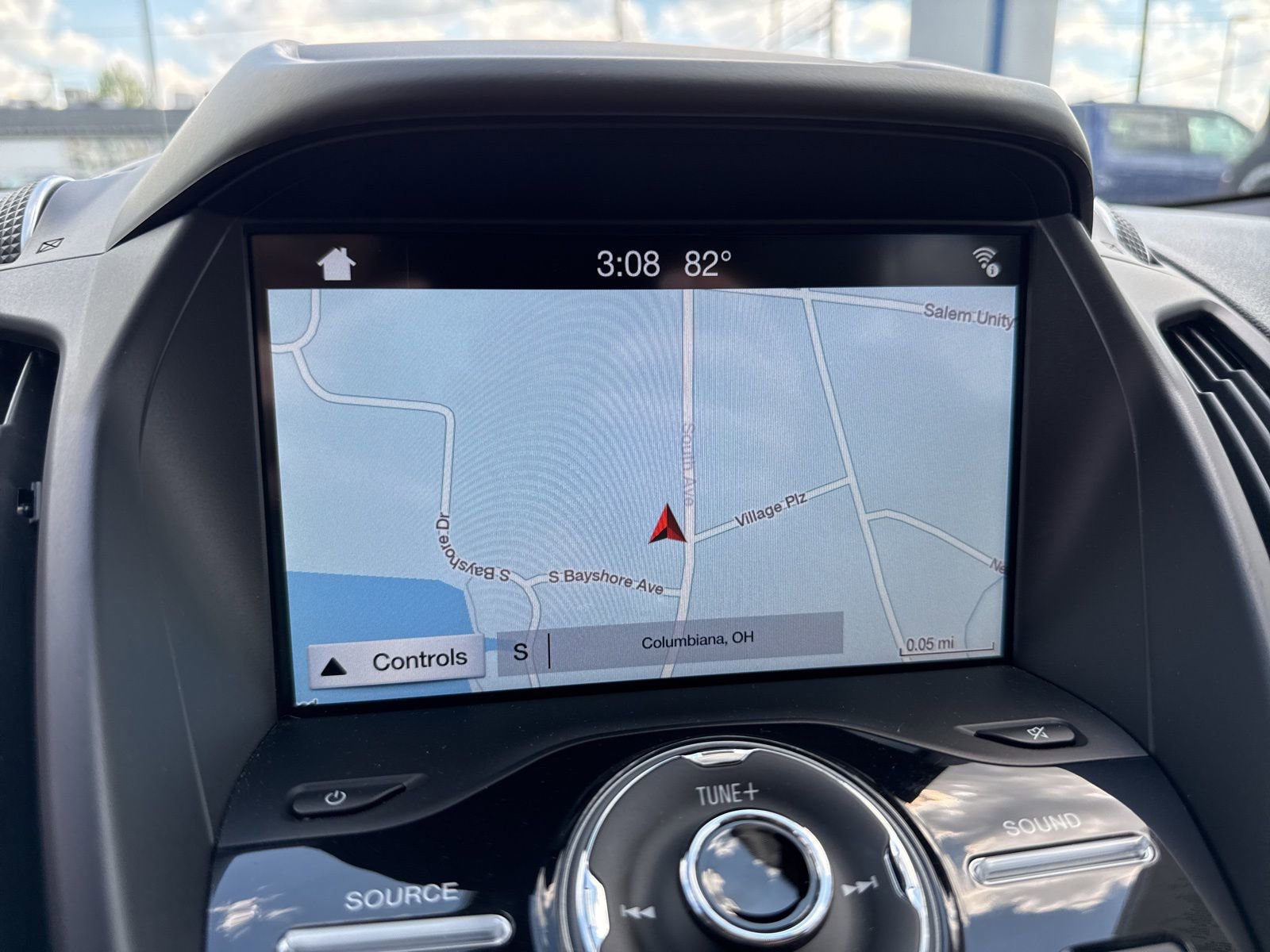 Used 2019 Ford Escape Titanium AWD/4WD image 6