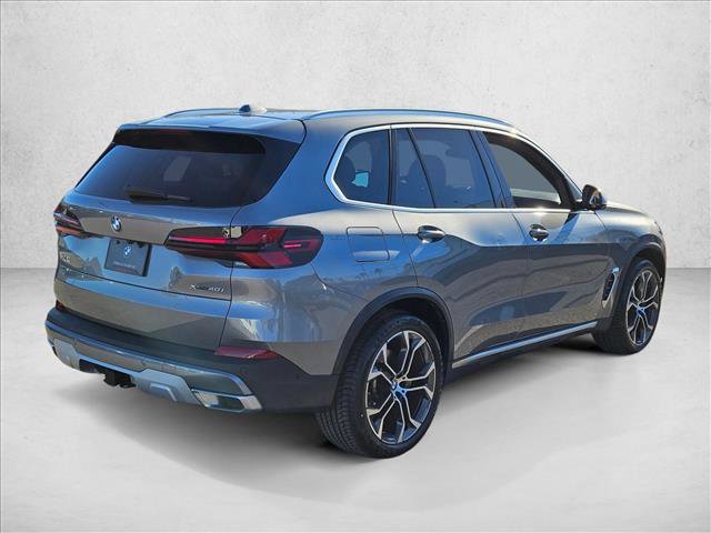 Used 2024 BMW X5 xDrive40i w/ Premium Package image 5