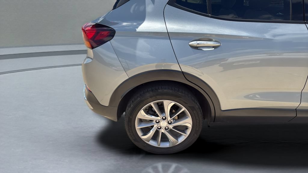 Used 2023 Buick Encore GX Essence w/ Experience Buick Package FWD image 21