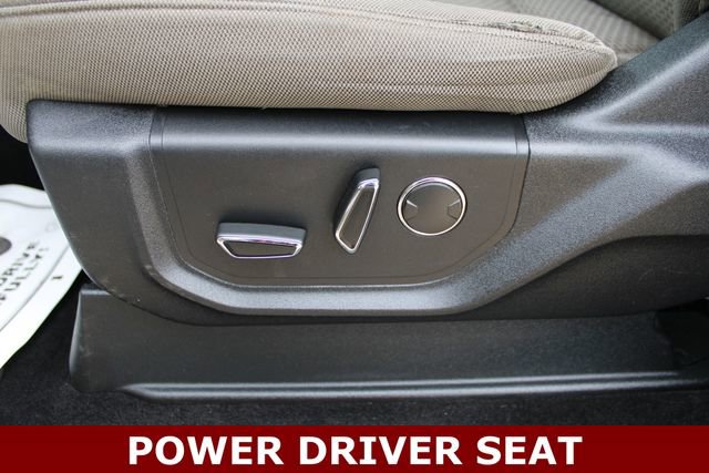 Used 2018 Ford F150 XLT w/ Equipment Group 302A Luxury image 3