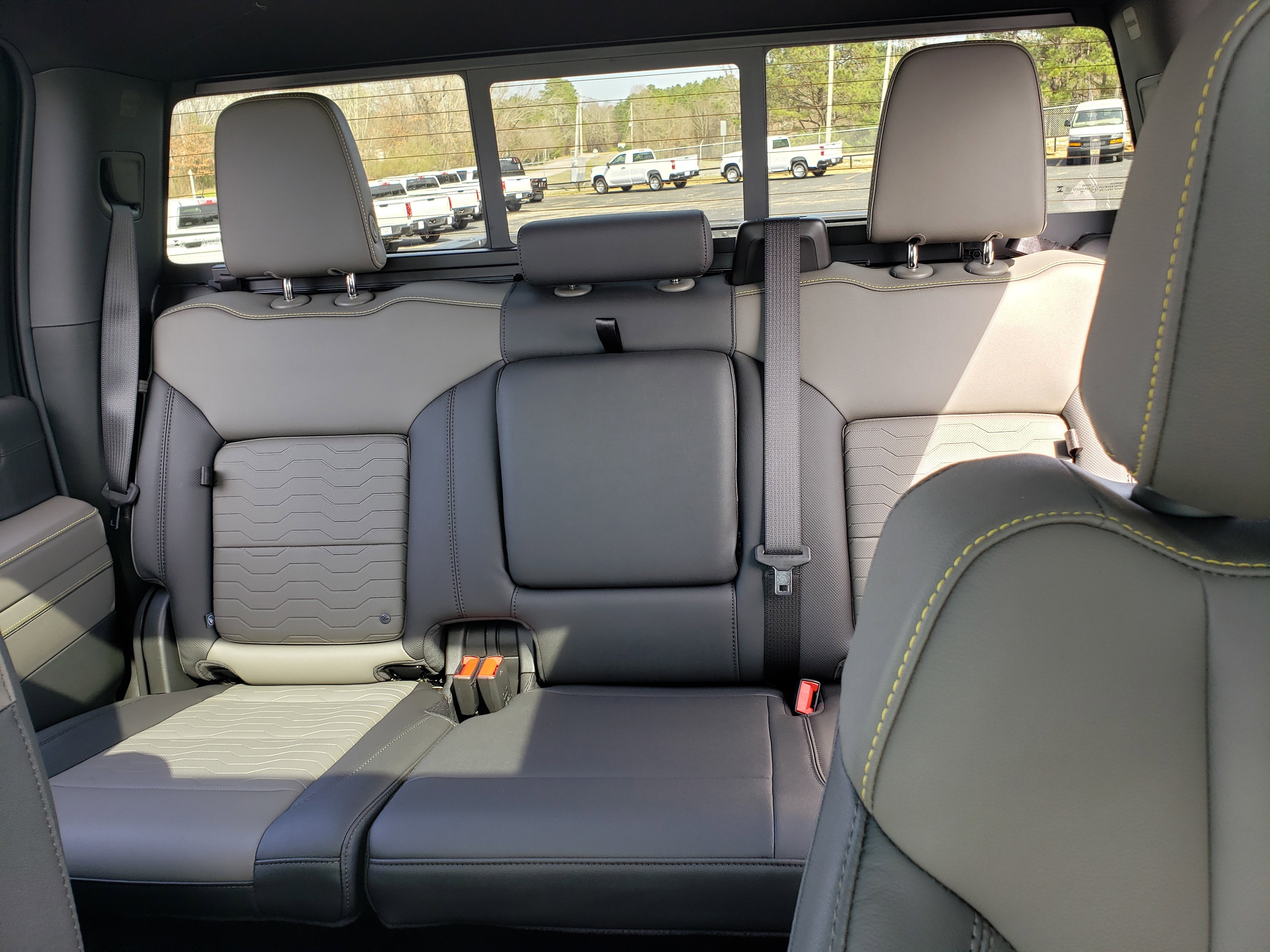 Used 2026 Chevrolet Silverado 2500 ZR2 image 32