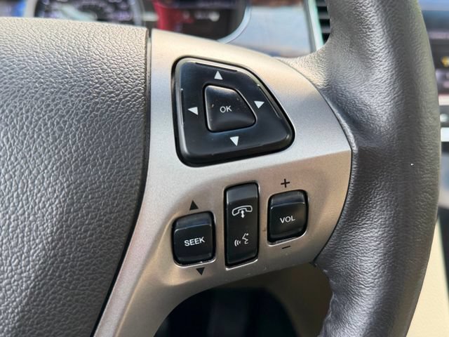 Used 2013 Ford Taurus Limited FWD image 27