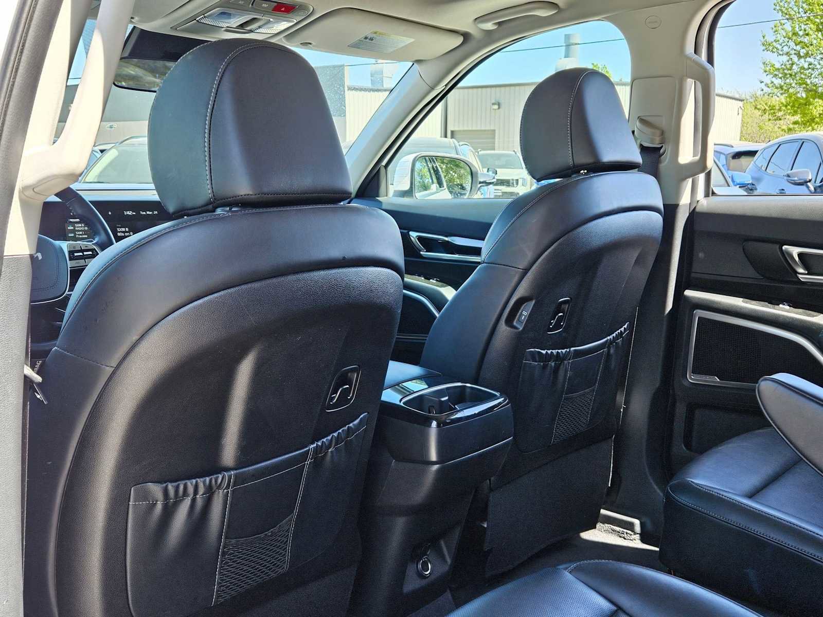 Used 2025 Kia Telluride S image 17