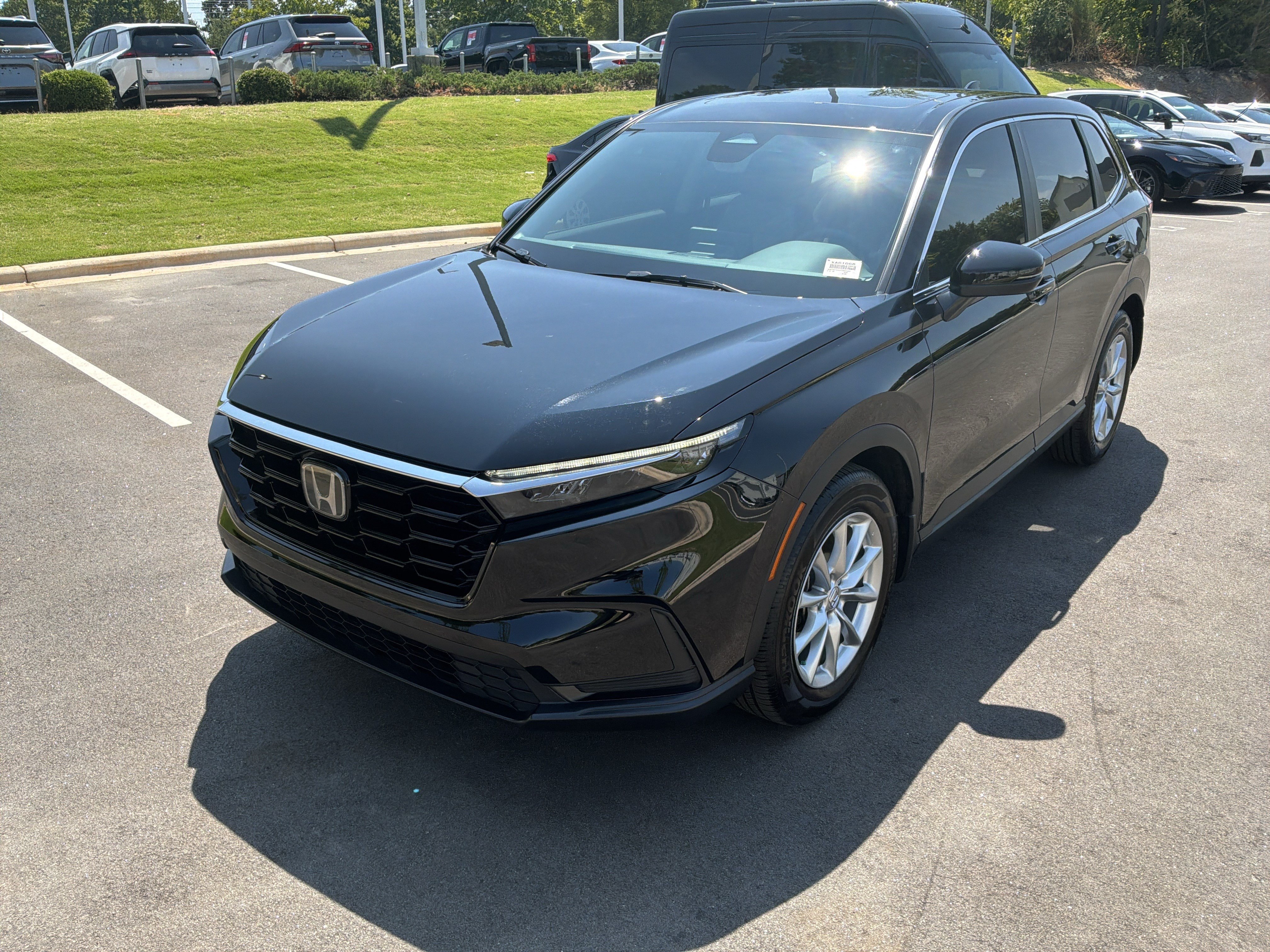 Used 2026 Honda CR-V EX image 5
