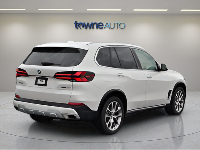 Used 2024 BMW X5 xDrive40i w/ Premium Package AWD/4WD image 6