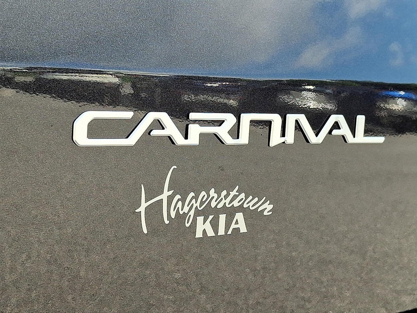 Certified 2024 Kia Carnival LX FWD image 32