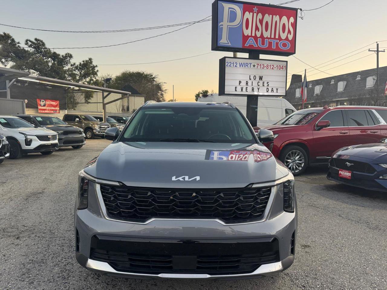 Used 2024 Kia Sorento S FWD image 3