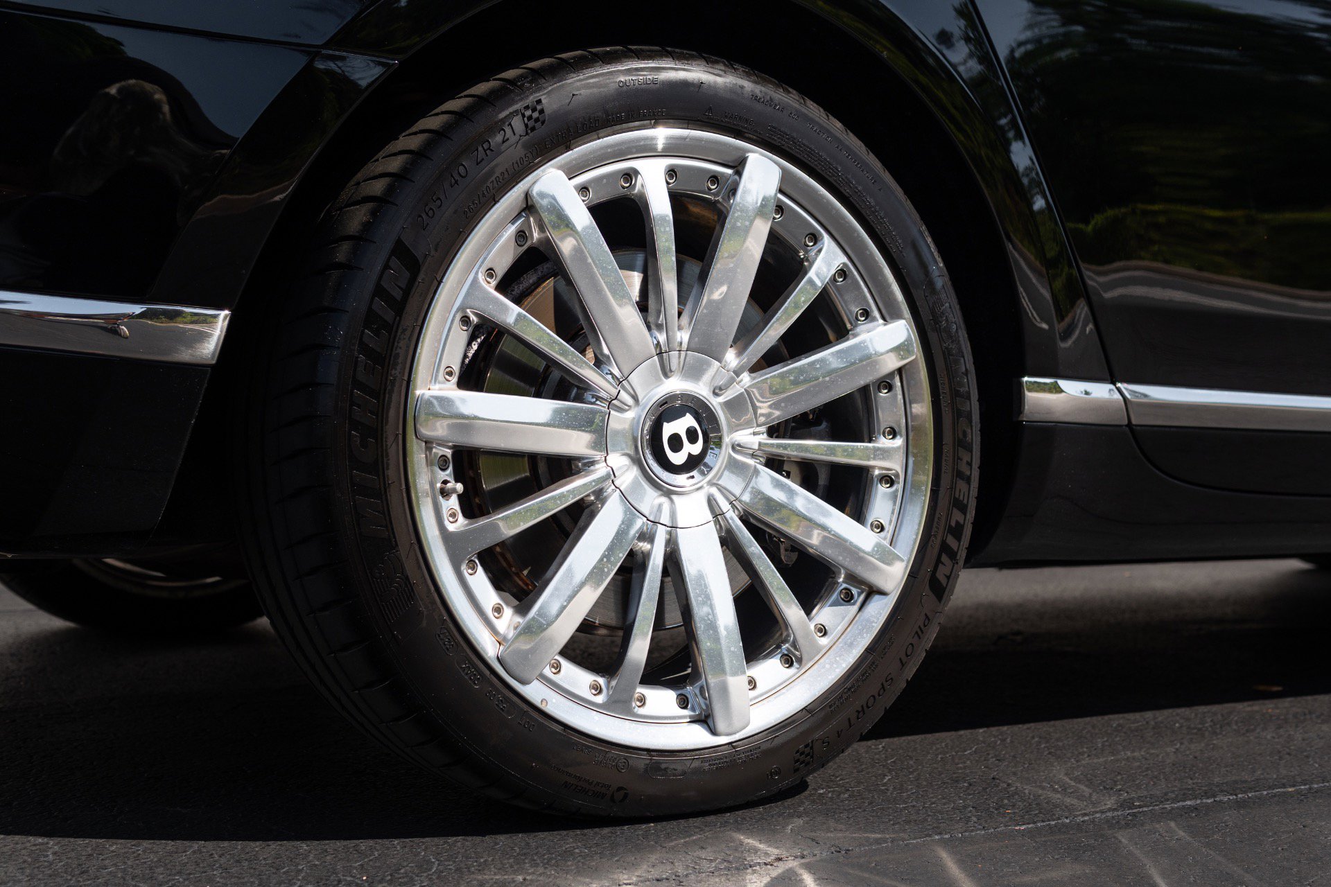 Used 2014 Bentley Mulsanne RWD image 17